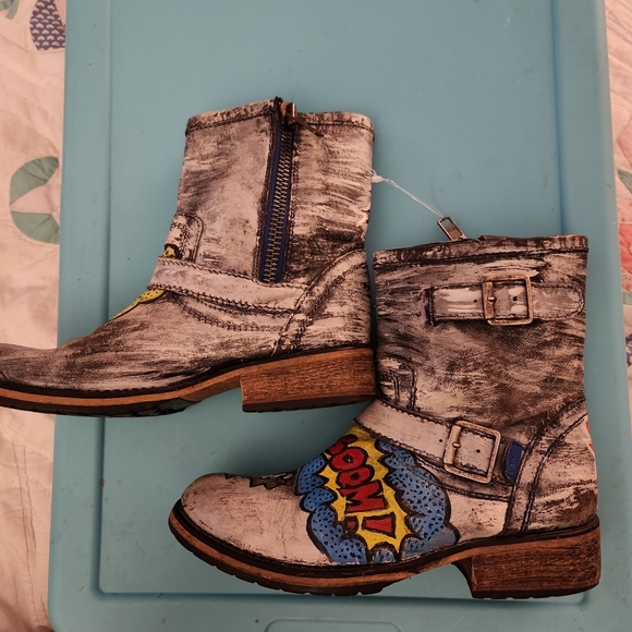 Steve Madden ladies leather comic book boots, 8.5 M - Picture 4 of 14